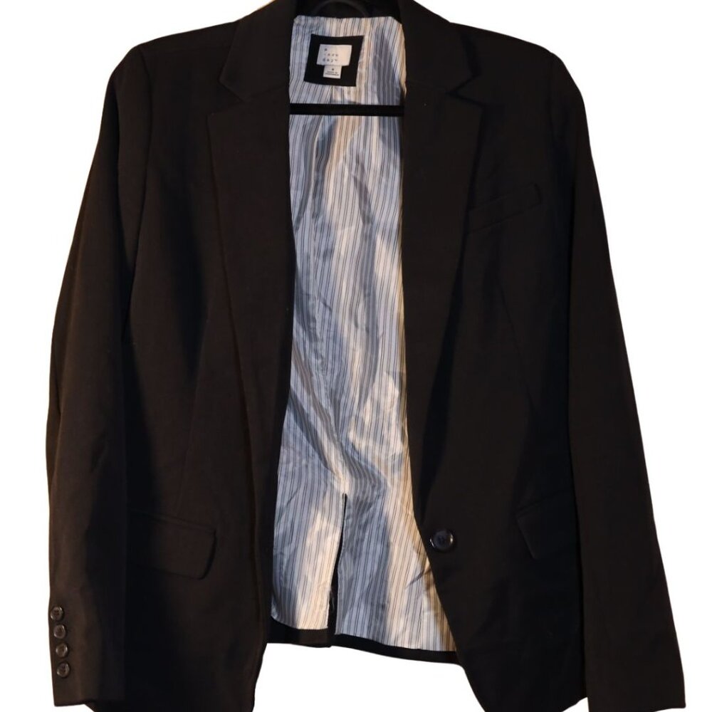 A New Day for Target Black Women's Blazer EUC SZ 8